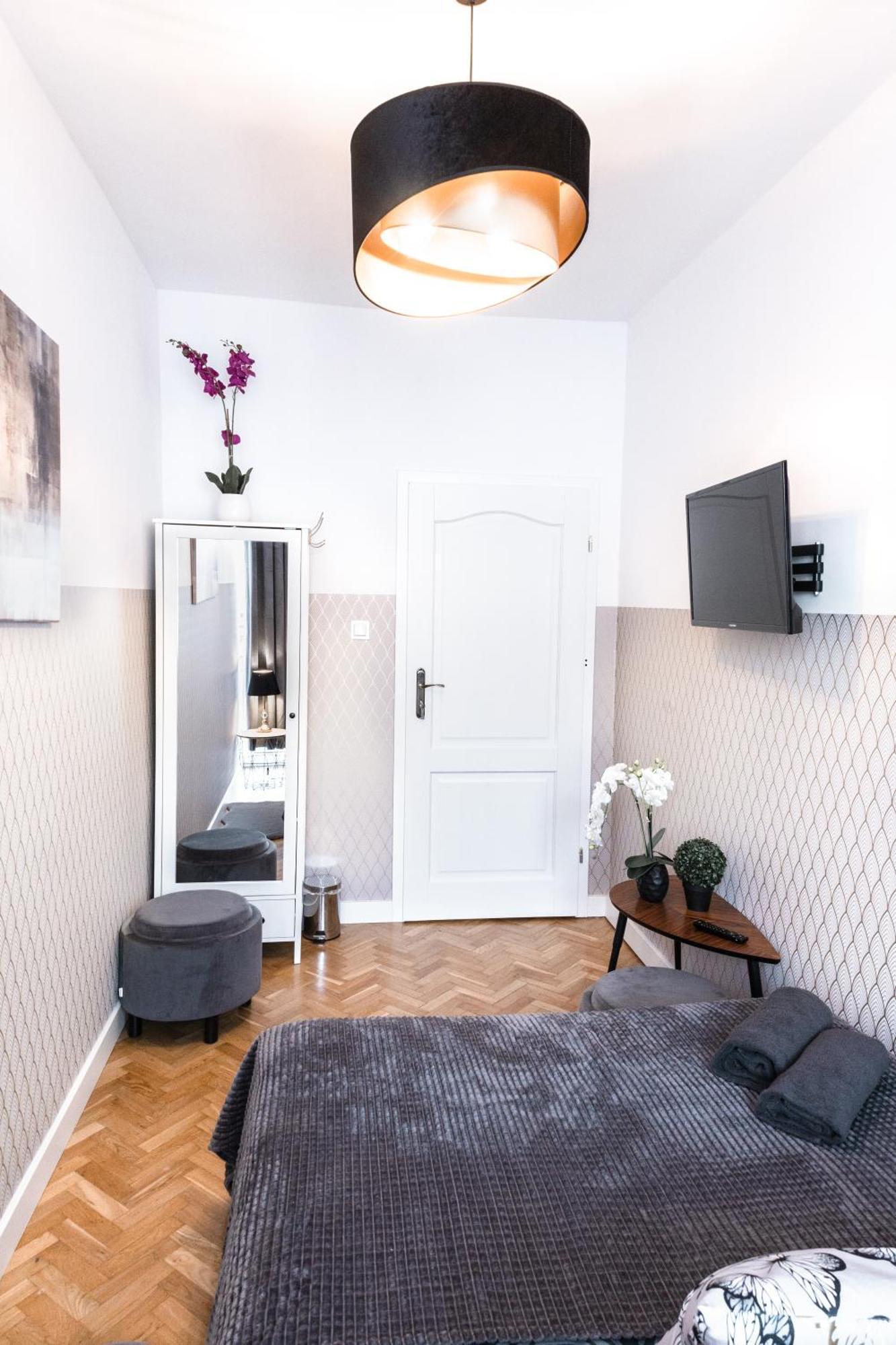 Clicktheflat Krucza City Center Apart Rooms Warsaw Exterior photo